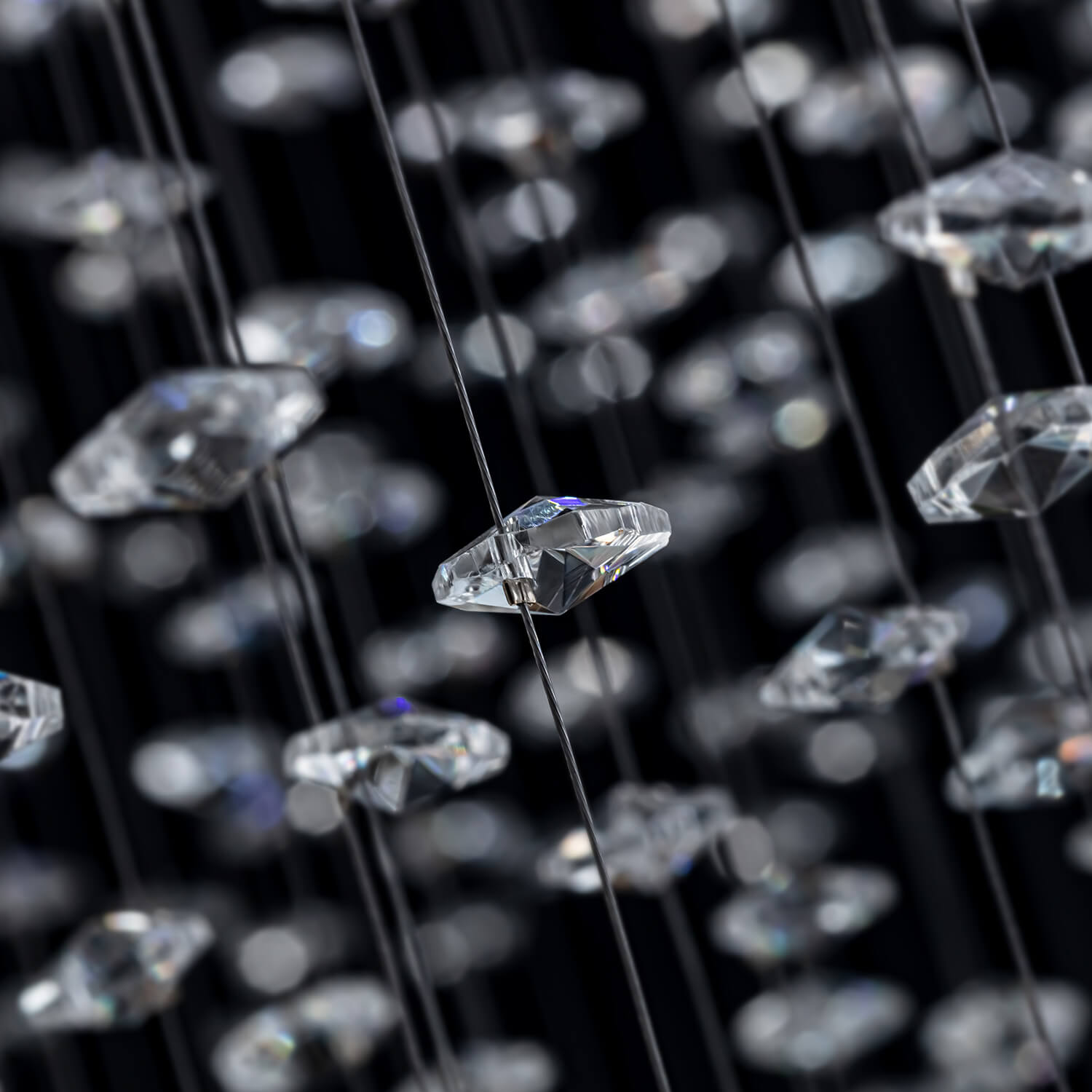 Lustra Luxury Crystal Raindrop Chandelier