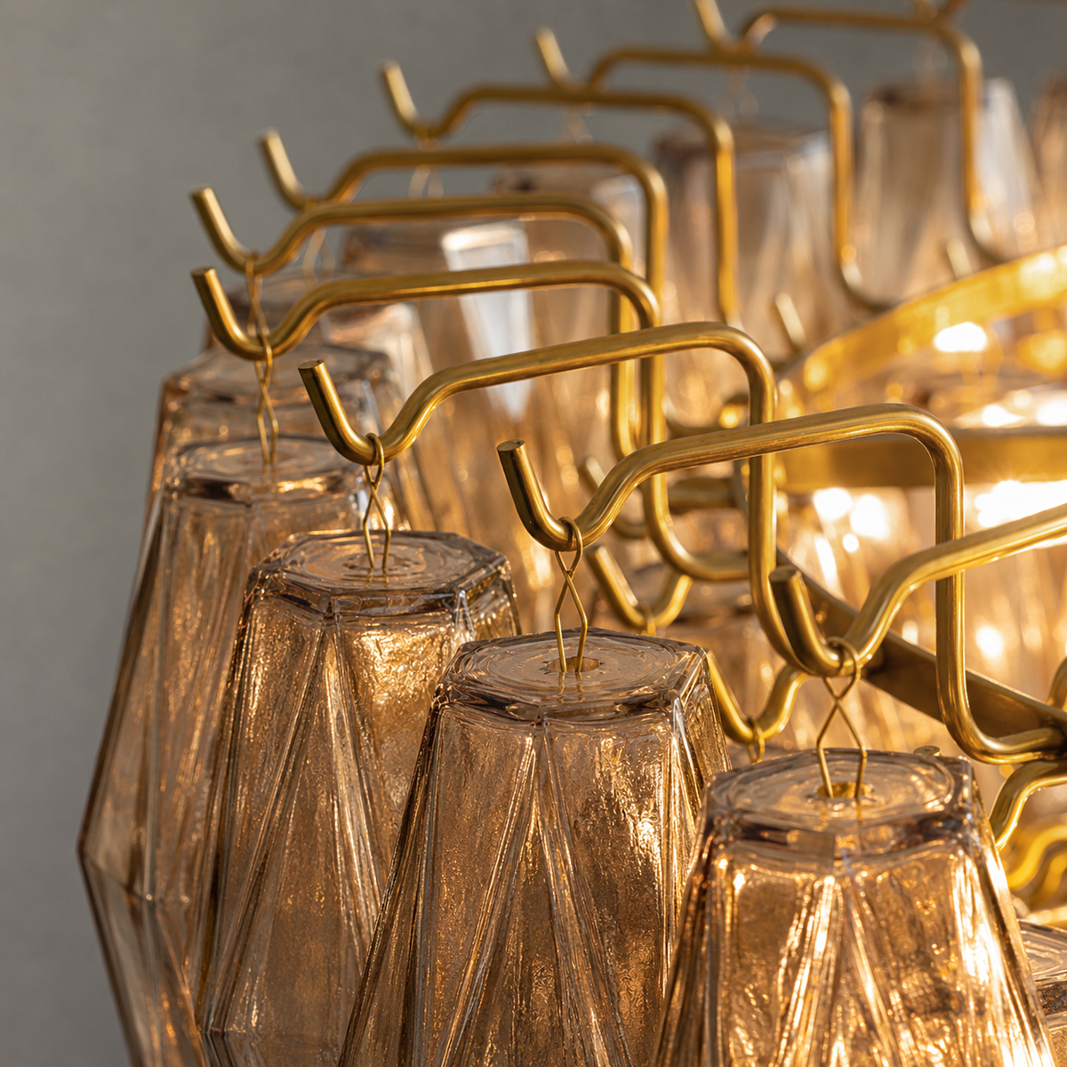 chiara-glass-multi-tier-round-chandelier-frame-details-Sofary-lighting
