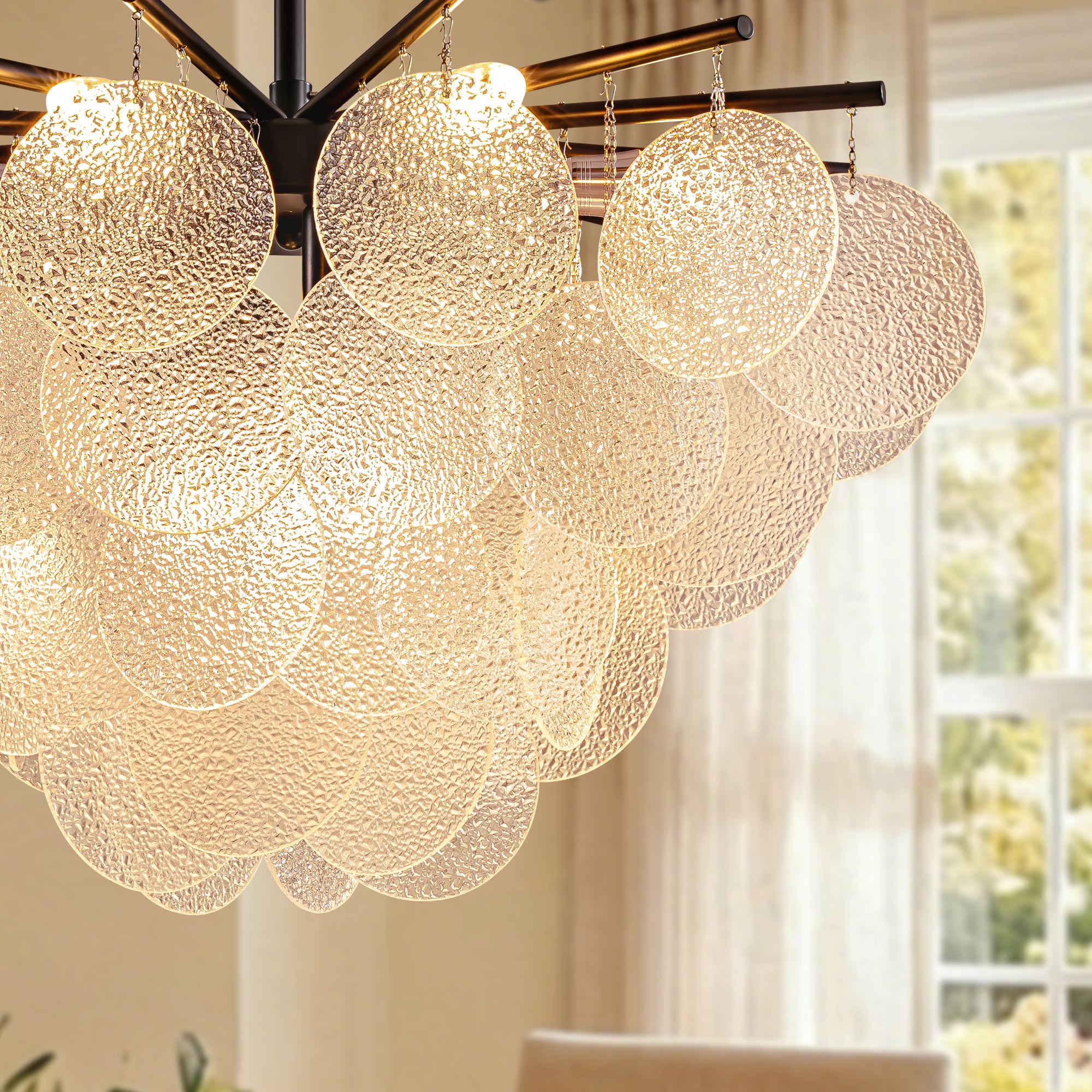 lunavera-modern-glass-textured-fan-shaped-chandelier-close-sofary-lighting