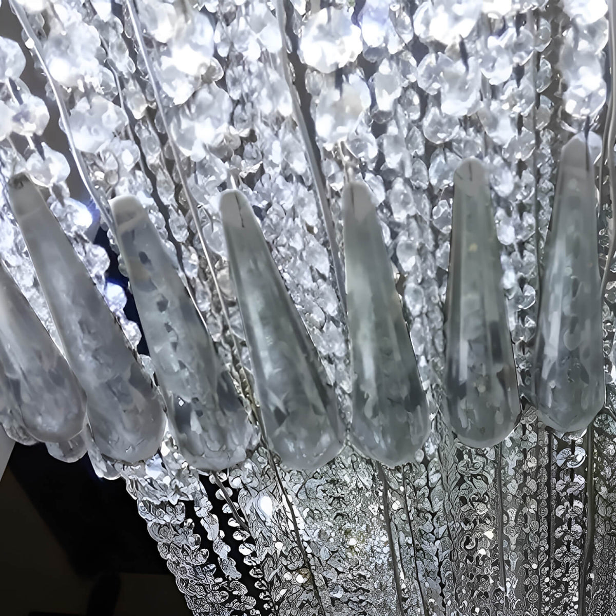 Circular-duplex-rotating-staircase-chandelier-modern-crystal-LED-texture | Sofary