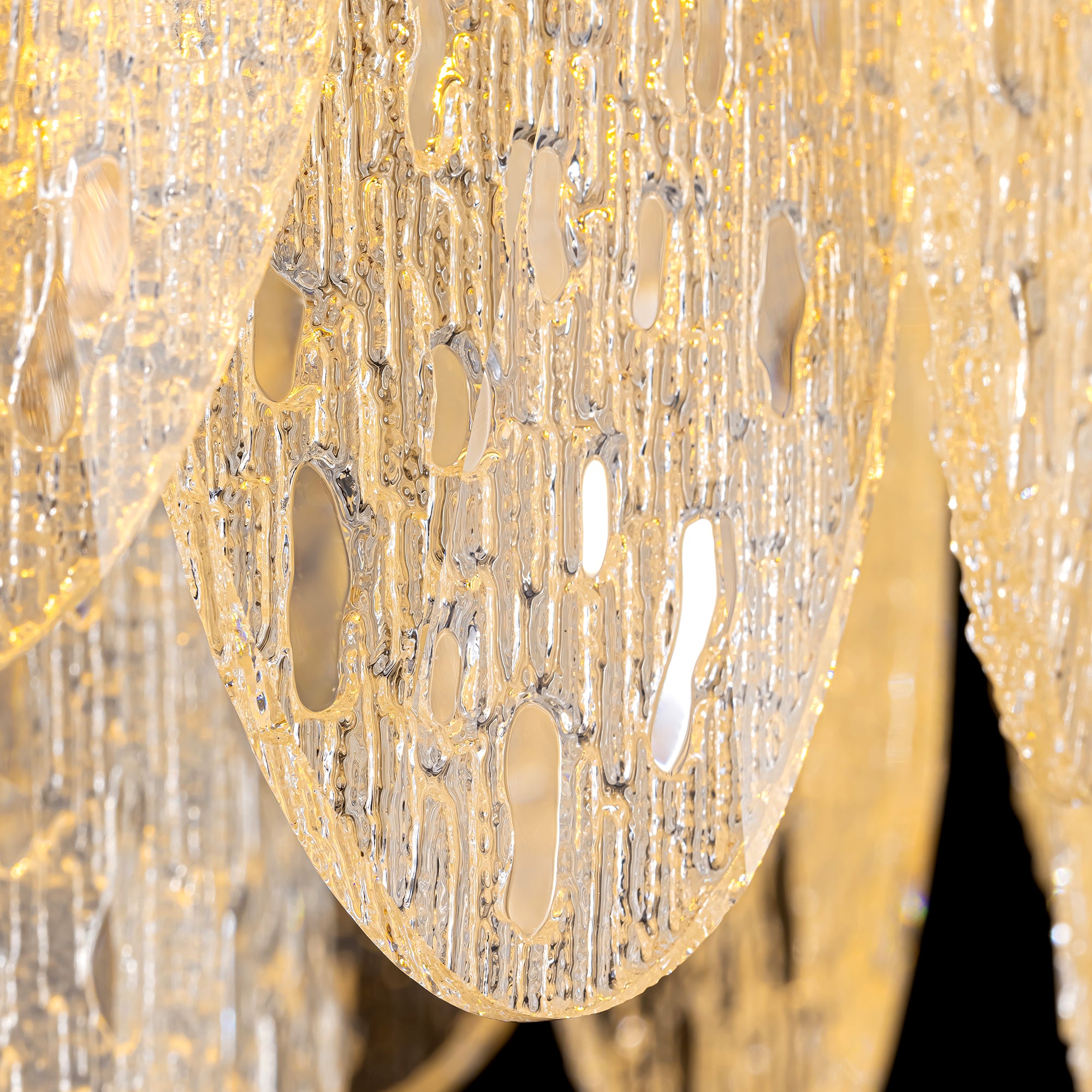 aurevella-modern-elegance-crystal-four-tier-pointed-bottom-chandelier-light-details-CH608-20260608-sofary-lighting