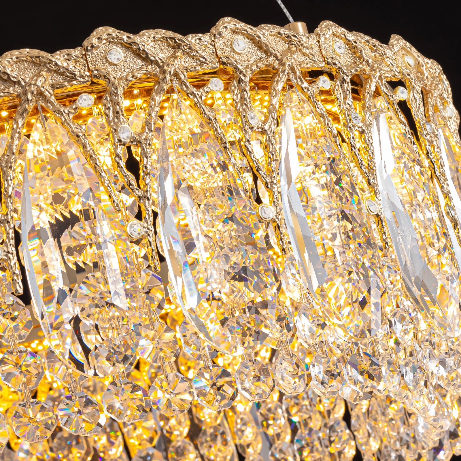close-up-of-aurora-luxe-gold-crystal-chandelier-sofary-lighting