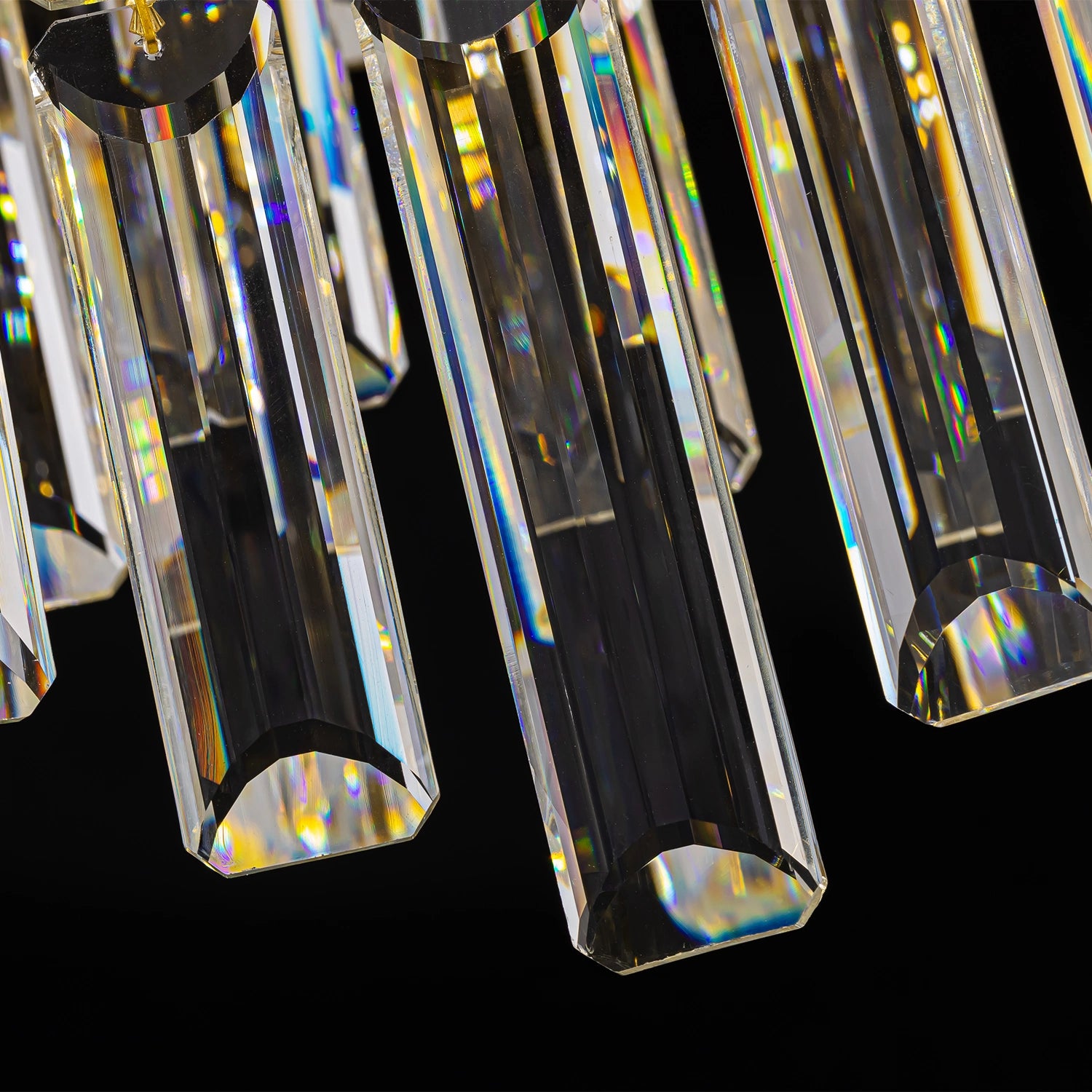 close-up-of-aurum-luxury-layered-gold-crystal-chandelier-ch470-sofary-lighting