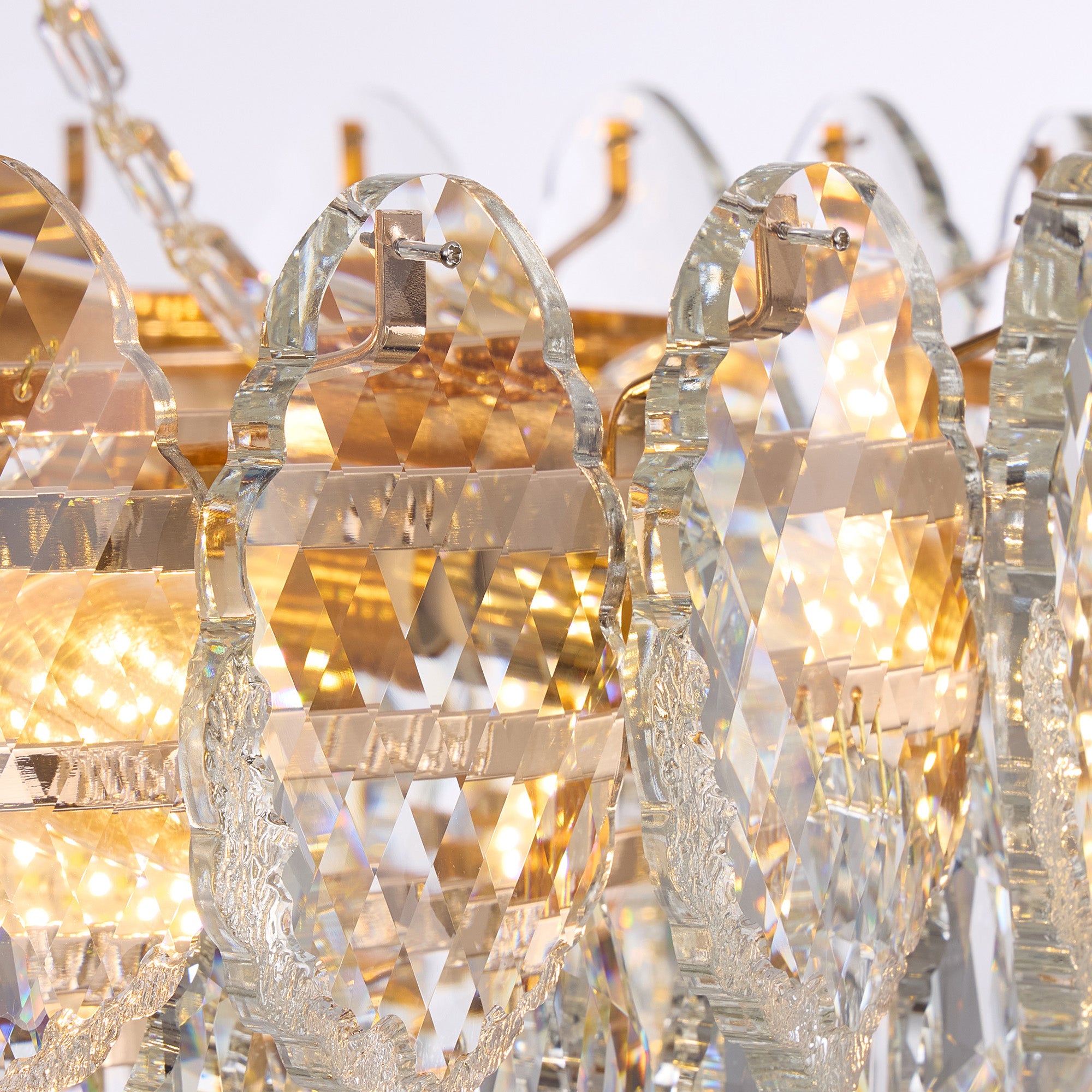 celorien-modern-luxury-gold-crystal-tiered-round-chandelier-crystal-details-of-chandelier