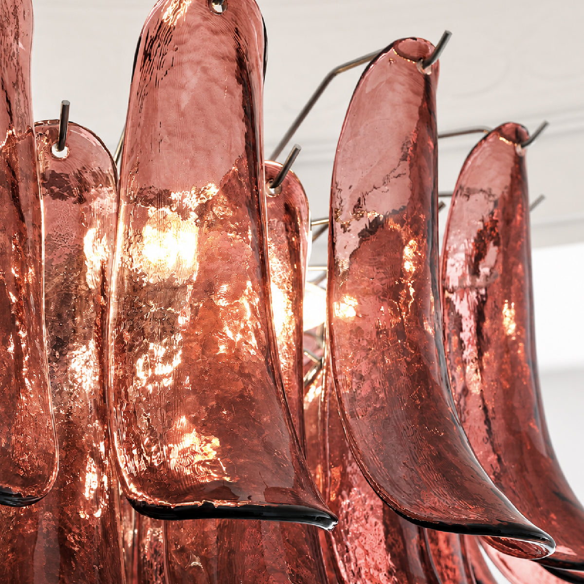 corvessa-modern-artistic-glass-petal-linear-chandelier-details-of-glass-sofary-lighting