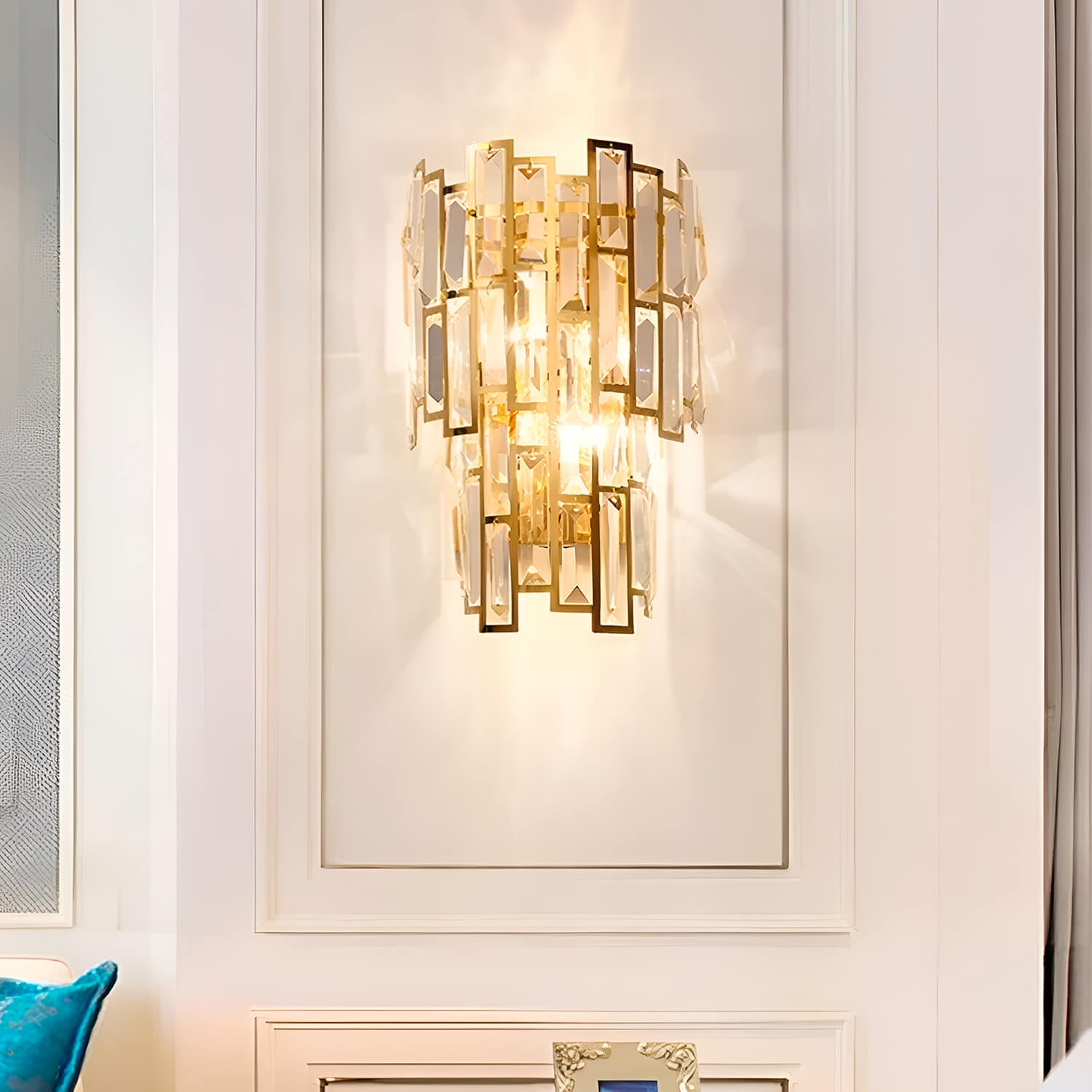 Crystal Wall Sconce - Luxurious Modern Minimalist LED Wall Light for Living Room Background Wall, Bedroom Bedside, Hallway, Hotel-living-room-3 |Sofary