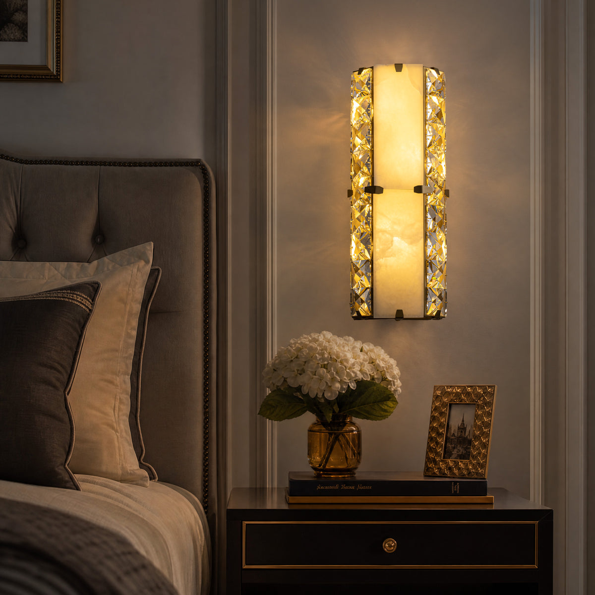 elvara-modern-luxury-gold-alabaster-crystal-rectangular-wall-sconce-light-of-wall-sconce-sofary-lighting