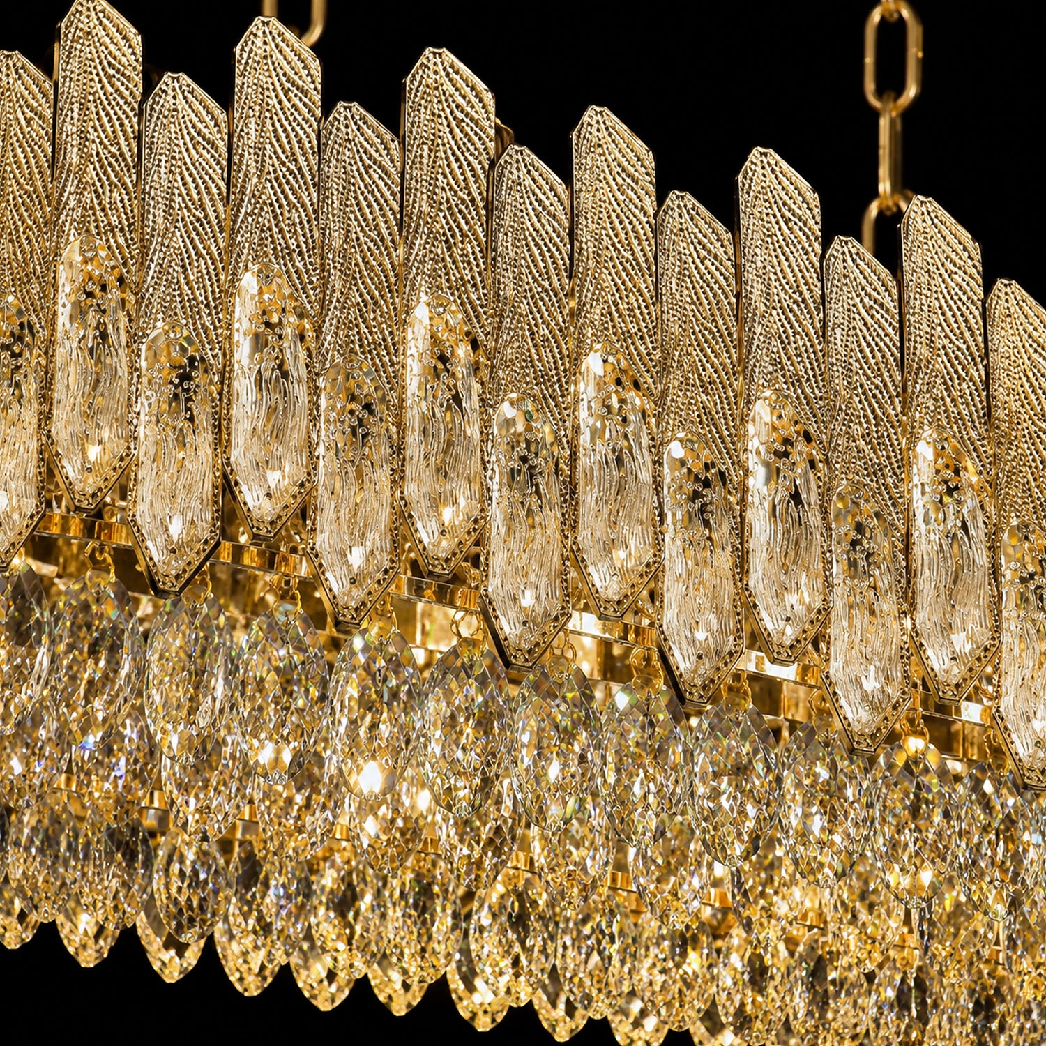 marcelline-modern-luxury-gold-crystal-linear-chandelier-texture-details-sofary-lighting