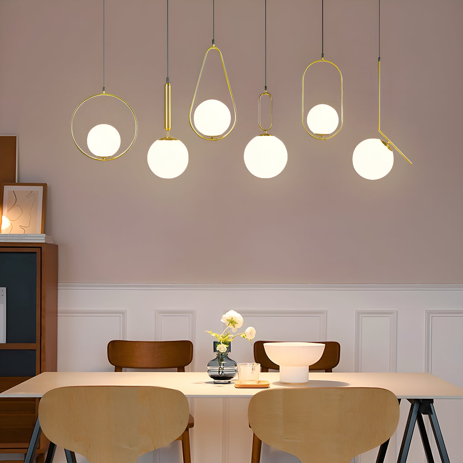 https://www.sofary.com/cdn/shop/files/modern-minimalist-pendant-light-creative-glass-for-restaurant-bar-bedroom-bedside-study-inn-round-globe-single-head-pendant-light-dining-room-1.jpg?v=1703744005&width=1500