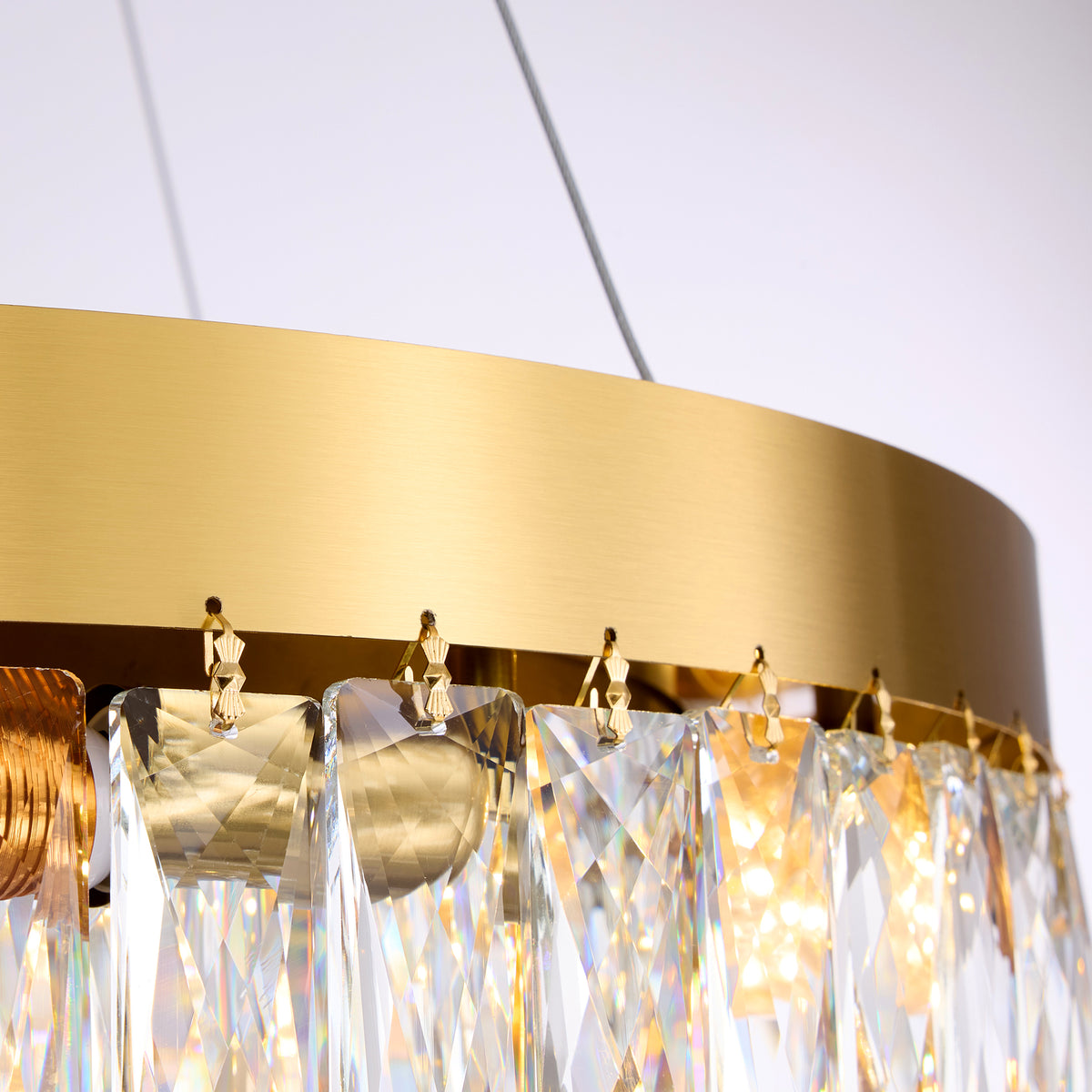 orlienne-modern-luxury-gold-crystal-multi-tier-round-chandelier-details-of-frame-sofary-lighting