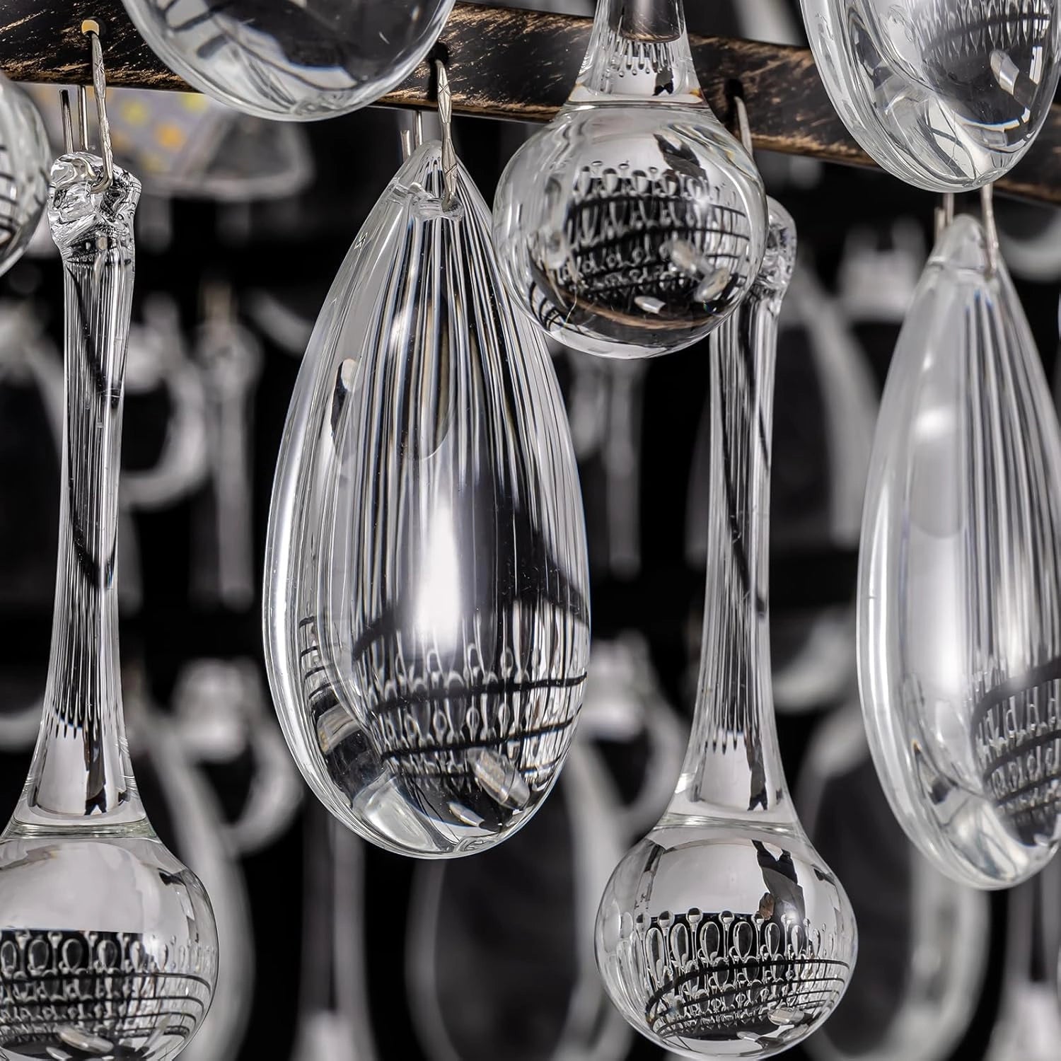 close-up-of-vintage-crystal-teardrop-round-chandelier-ch462-20251017-sofary-lighting